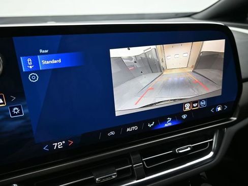 New 2026 Chevrolet Equinox EV LT w/ Midnight Package FWD image 31
