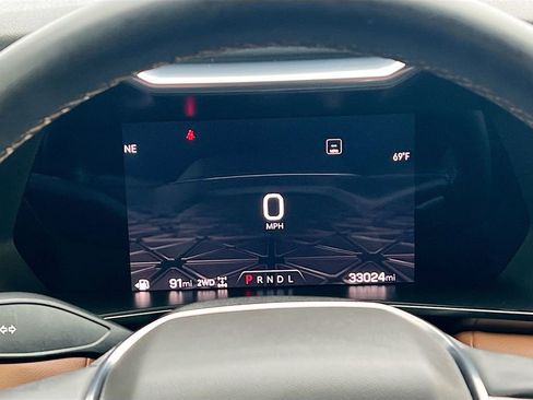 Used 2023 GMC Canyon AT4 image 12