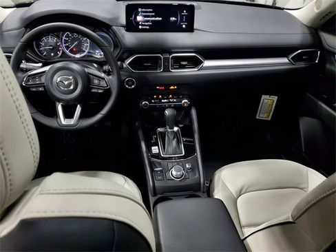 New 2025 MAZDA CX-5 AWD 2.5 S w/ Preferred Package image 21