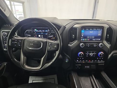 Used 2021 GMC Sierra 2500 Denali w/ Denali Ultimate Package AWD/4WD image 13