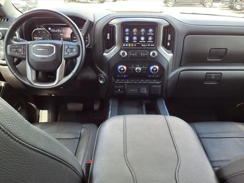 Used 2023 GMC Sierra 3500 Denali w/ Denali Ultimate Package image 19