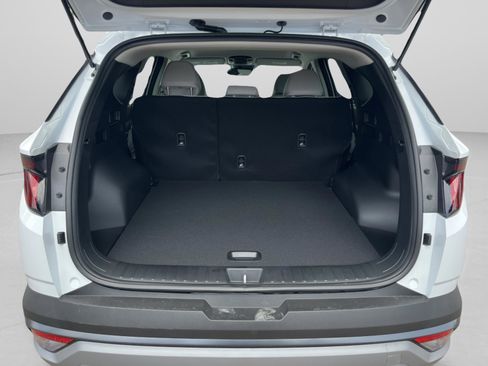 New 2026 Hyundai Tucson Blue SE AWD/4WD image 9