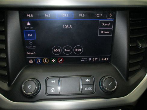 Certified 2023 GMC Acadia SLE w/ Driver Convenience Package image 27