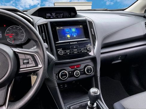 Used 2021 Subaru Crosstrek 2.0i image 6