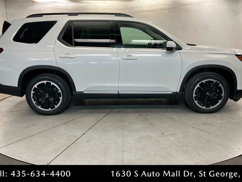 New 2026 Honda Pilot image 6