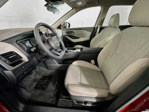 Used 2023 Nissan Rogue SV FWD image 13