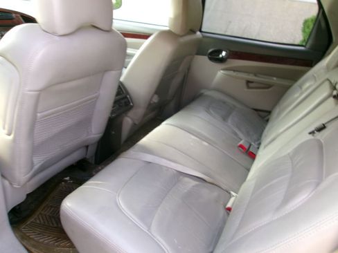 Used 2006 Buick Rendezvous CX w/ CXL Preferred Equipment Group image 7