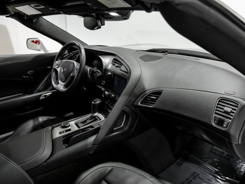 Used 2019 Chevrolet Corvette Grand Sport image 11