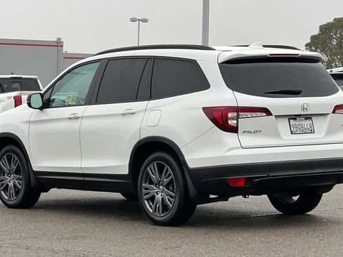 Used 2022 Honda Pilot Sport image 7