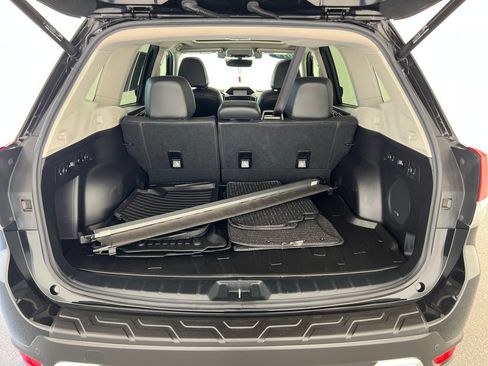 Used 2019 Subaru Forester Touring AWD/4WD image 25