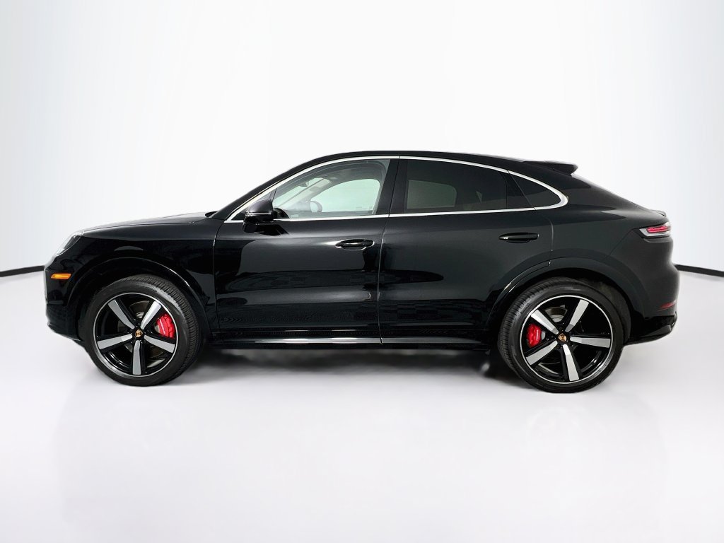 Certified 2026 Porsche Cayenne S AWD/4WD image 2