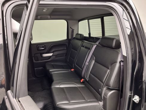 Used 2017 Chevrolet Silverado 1500 LTZ Z71 w/ Realtree Edition image 10