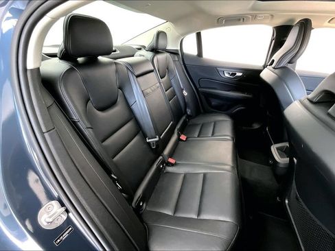 Used 2025 Volvo S60 B5 Core FWD image 35
