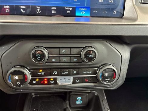 Used 2025 Ford Bronco Outer Banks image 26