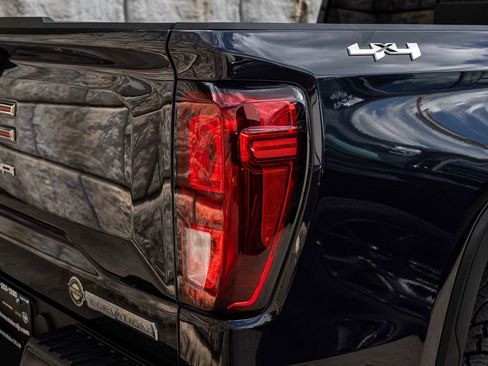 Used 2023 GMC Sierra 1500 Elevation w/ Preferred Package AWD/4WD image 37