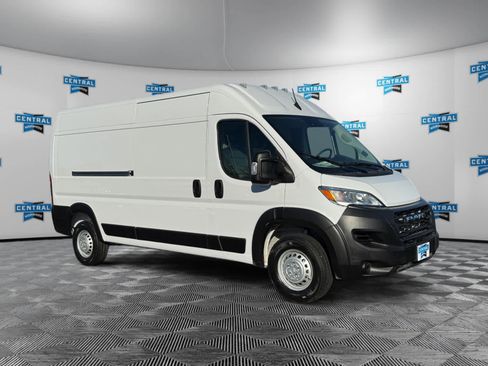 Used 2025 RAM ProMaster 2500 image 8