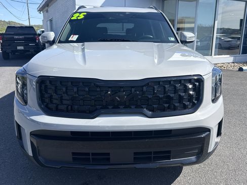 Used 2025 Kia Telluride AWD image 7