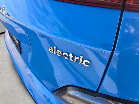 Used 2023 Hyundai Kona SEL image 13