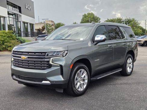 Used 2023 Chevrolet Tahoe Premier RWD image 2