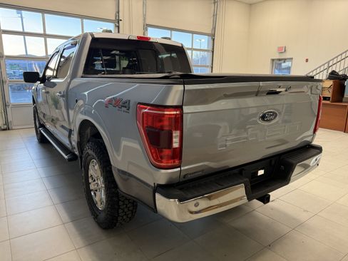 Used 2022 Ford F150 XLT w/ Equipment Group 302A High image 4