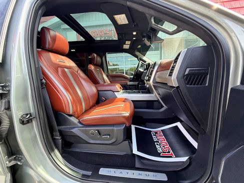 Used 2019 Ford F250 Platinum w/ Platinum Ultimate Package image 44