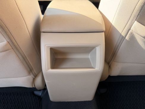 Used 2015 Subaru Outback 2.5i Premium image 12