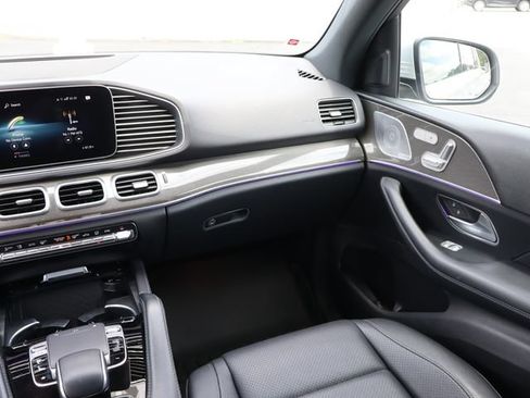 Used 2020 Mercedes-Benz GLE 350 4MATIC w/ Premium Package image 21
