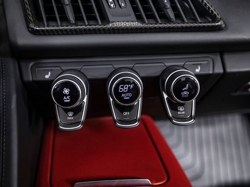 Used 2018 Audi R8 V10 plus image 28