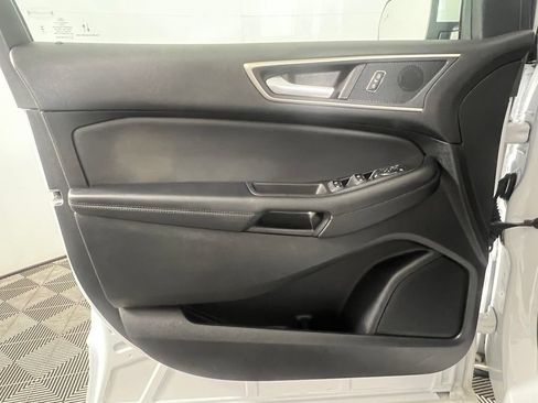 Used 2024 Ford Edge SEL AWD/4WD image 17