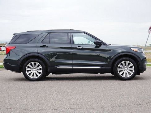 Used 2024 Ford Explorer Limited w/ Limited Technology Package AWD/4WD image 7