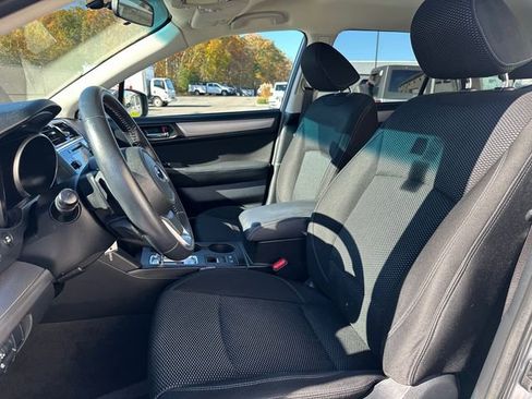Used 2018 Subaru Outback 2.5i Premium image 37