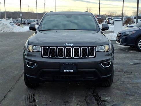 Used 2021 Jeep Grand Cherokee Laredo image 34