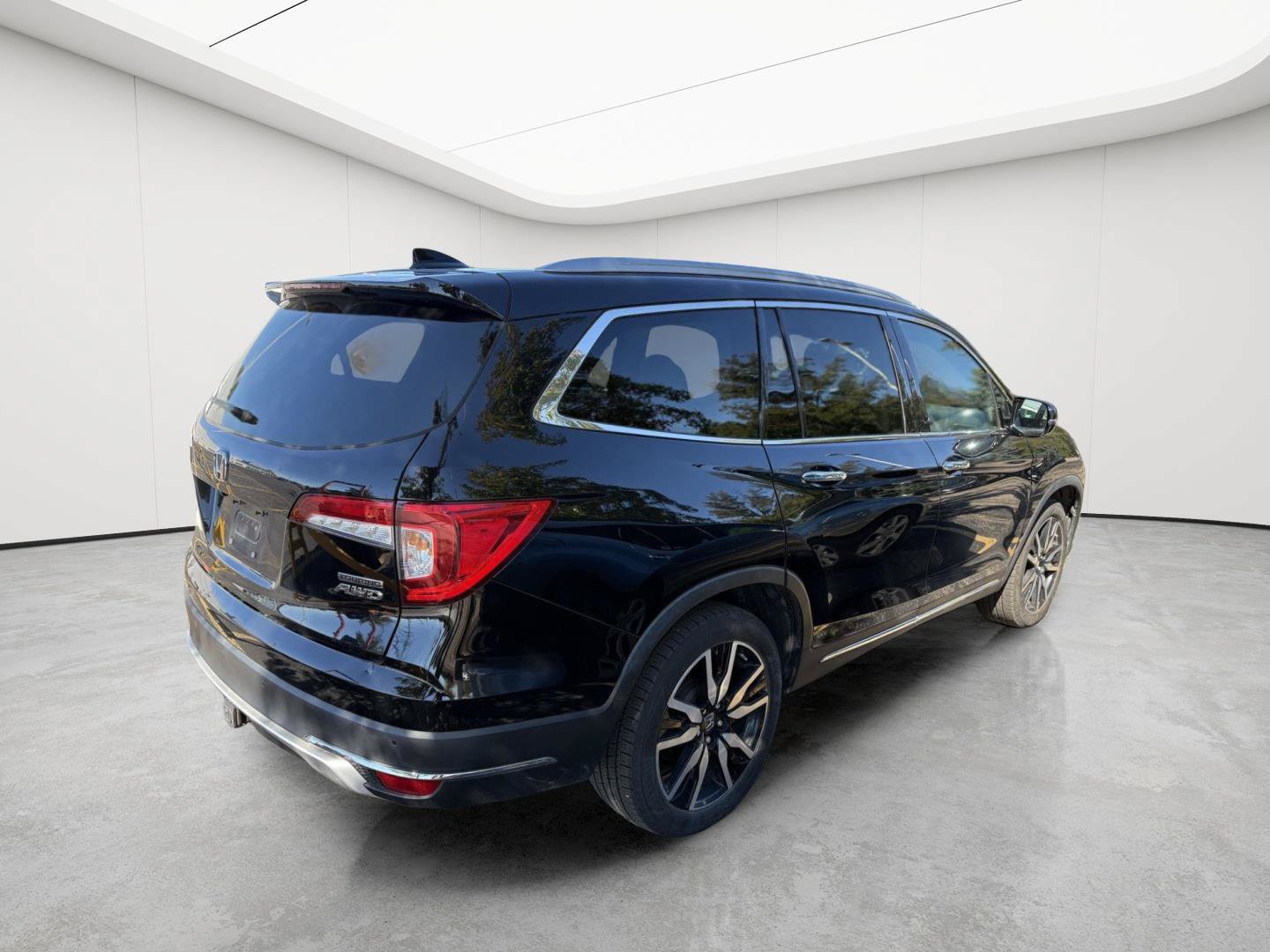 Used 2019 Honda Pilot Touring image 5