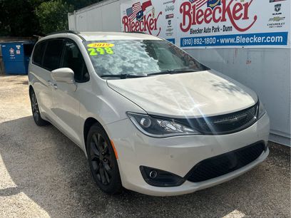 Used 2019 Chrysler Pacifica Touring-L Plus