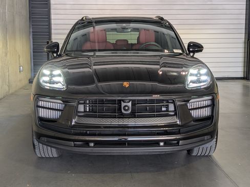 Certified 2025 Porsche Macan S AWD/4WD image 53