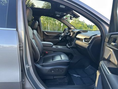 Used 2024 GMC Acadia Denali w/ Super Cruise Package AWD/4WD image 12