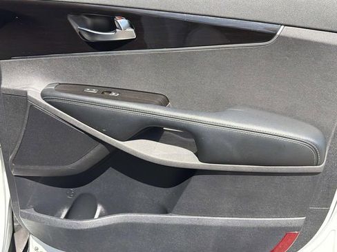 Used 2019 Kia Sorento EX AWD/4WD image 8