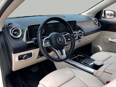 Used 2021 Mercedes-Benz GLA 250 image 17