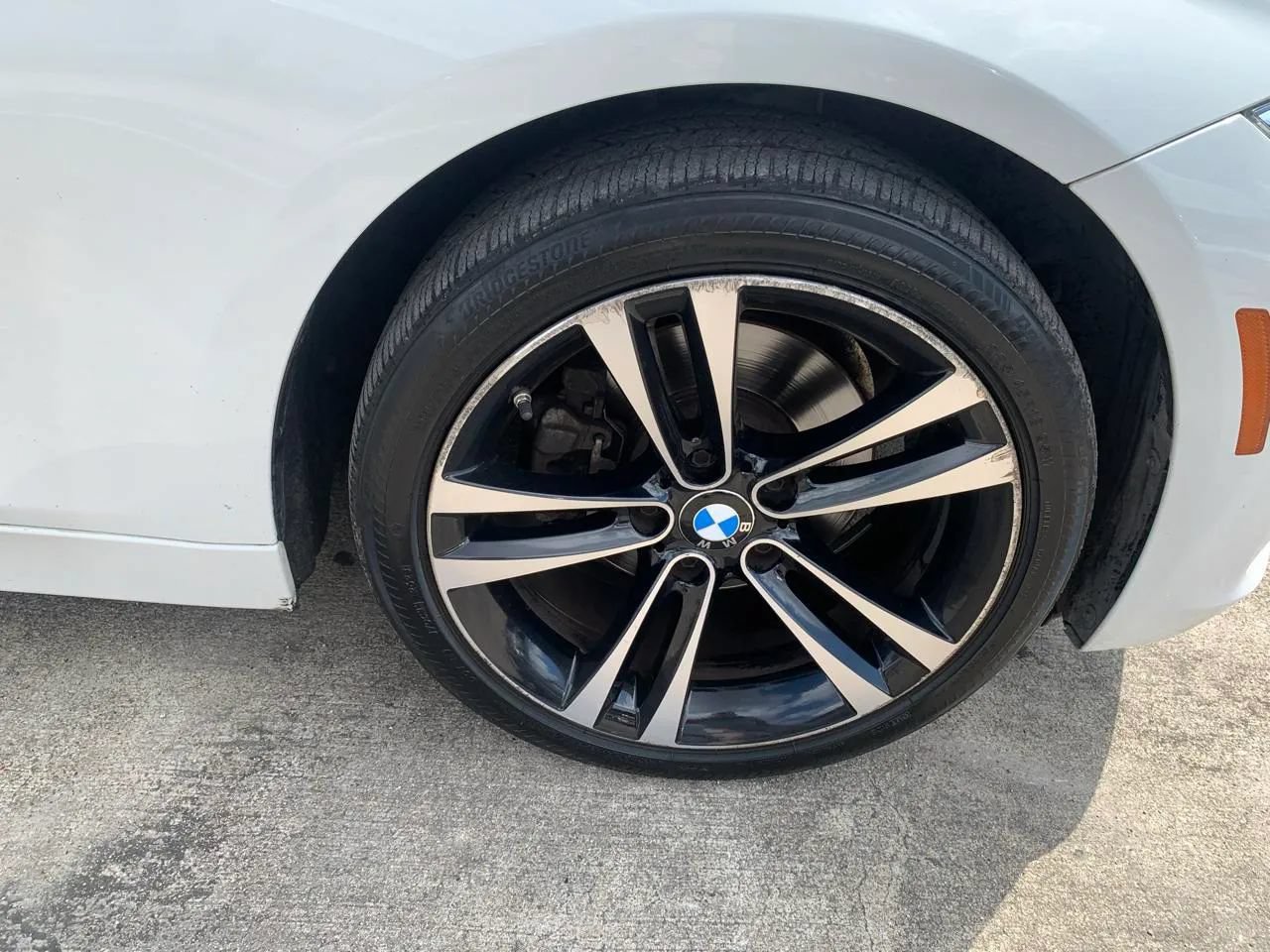 Used 2018 BMW 330i Sedan w/ Shadow Sport Edition RWD image 25