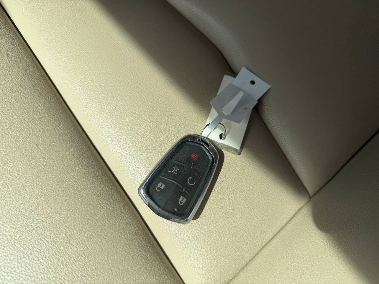 Used 2017 Cadillac XT5 FWD image 47