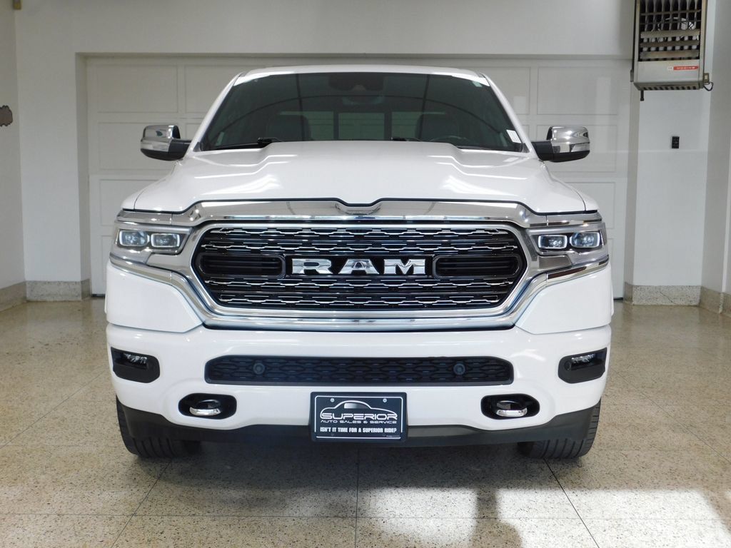 Used 2022 RAM 1500 Limited w/ Body-Colour Bumper Group AWD/4WD image 4