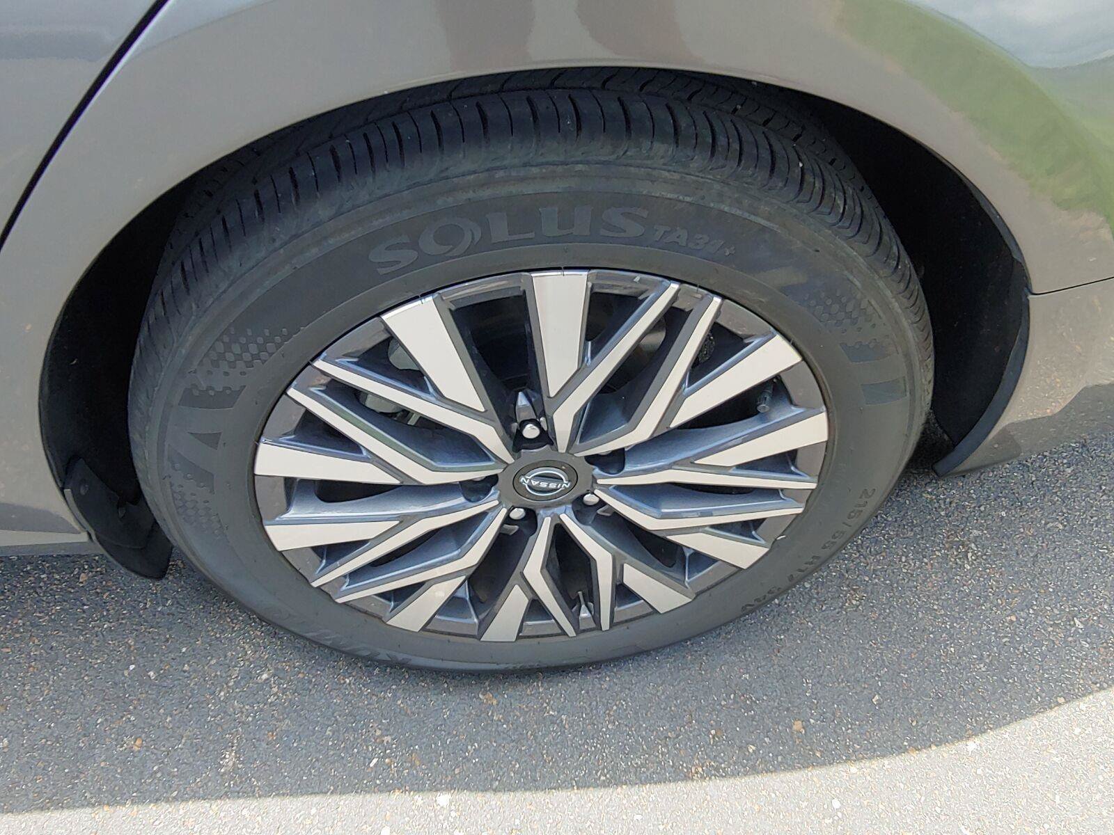 Used 2026 Nissan Altima 2.5 SV FWD image 34