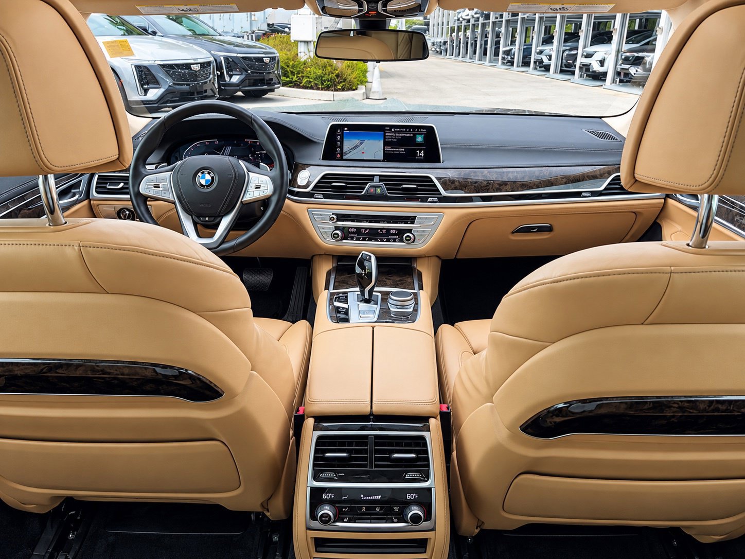 Used 2022 BMW 740i xDrive AWD/4WD image 12
