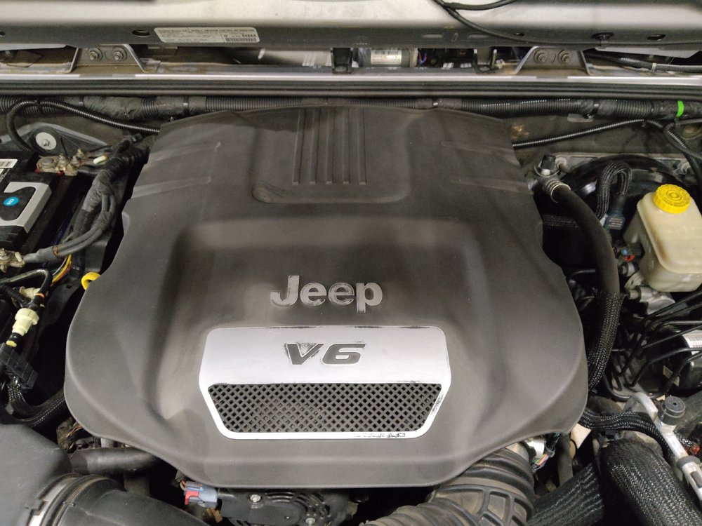 Used 2014 Jeep Wrangler Unlimited Sport w/ Quick Order Package 24S AWD/4WD image 30