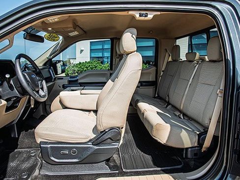 Used 2015 Ford F150 XLT w/ Equipment Group 301A Mid RWD image 16