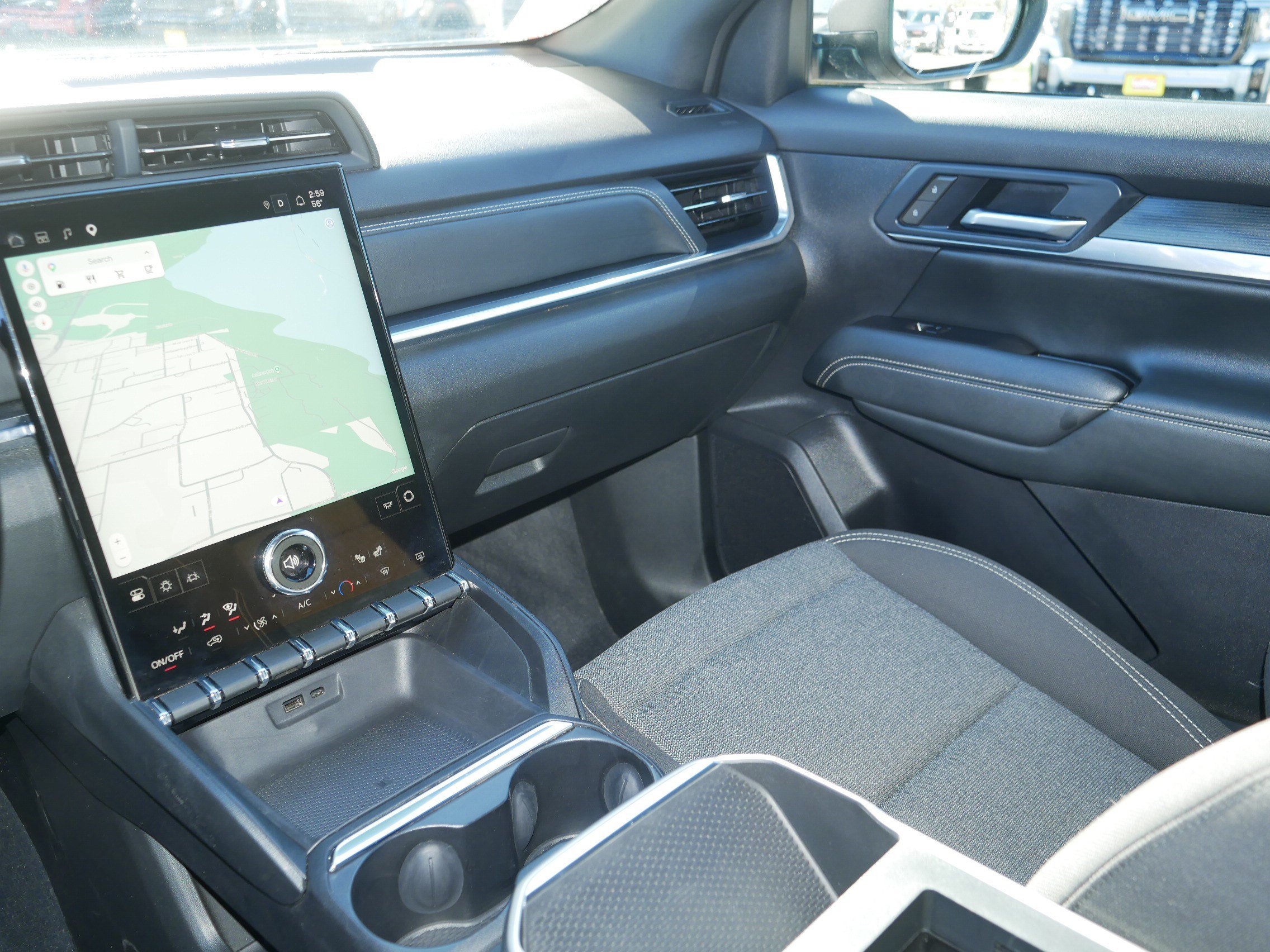 Used 2025 GMC Terrain Elevation AWD/4WD image 11