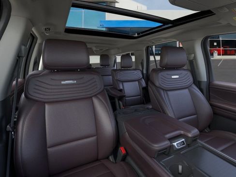 New 2025 Ford Expedition Max Platinum w/ Platinum Ultimate Package AWD/4WD image 10