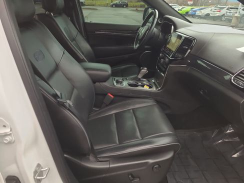 Used 2020 Jeep Grand Cherokee Overland image 22