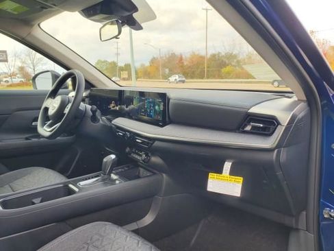 New 2026 Nissan Kicks SV image 12