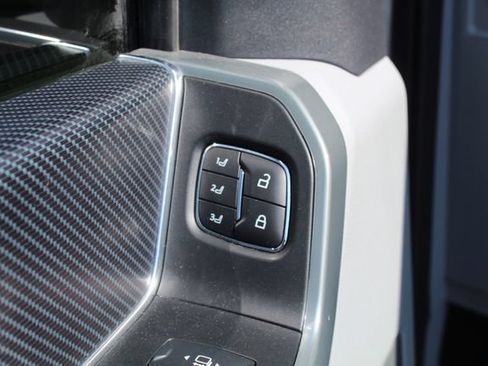 Used 2024 Ford F250 Limited AWD/4WD image 45